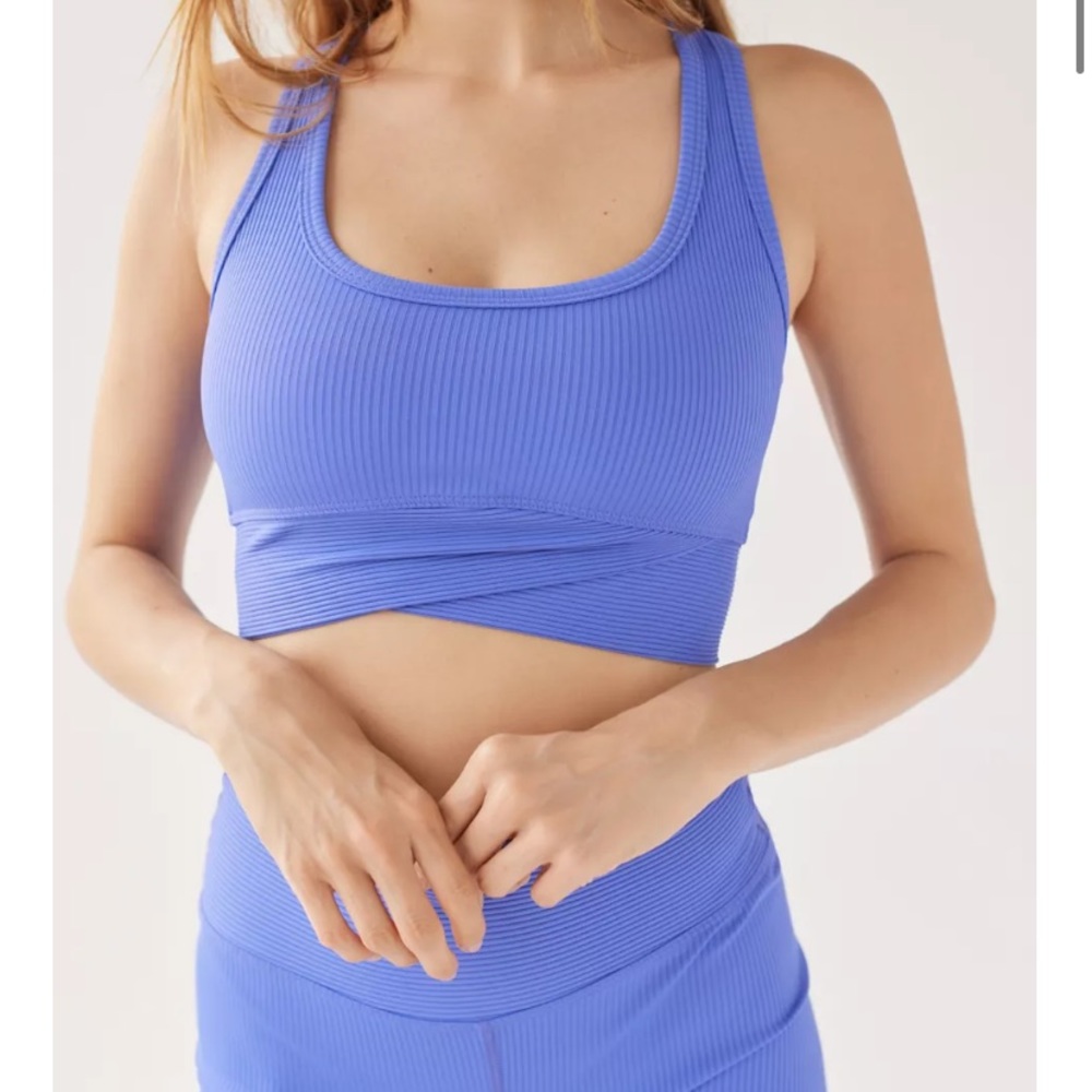 Year Of Ours Vanessa Ribbed Cropped Top in purple! Size medium